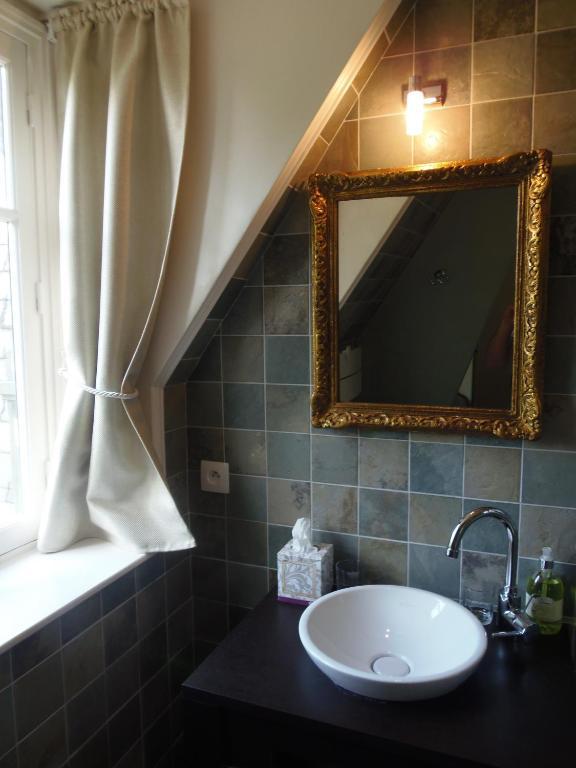Château de Launay Méry-Corbon Chambre photo