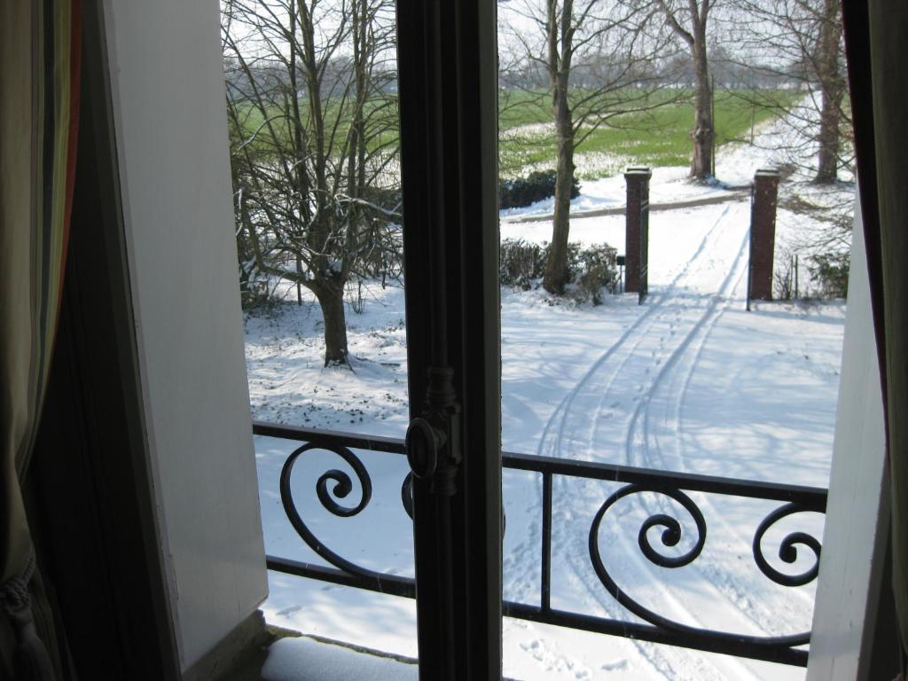 Château de Launay Méry-Corbon Chambre photo